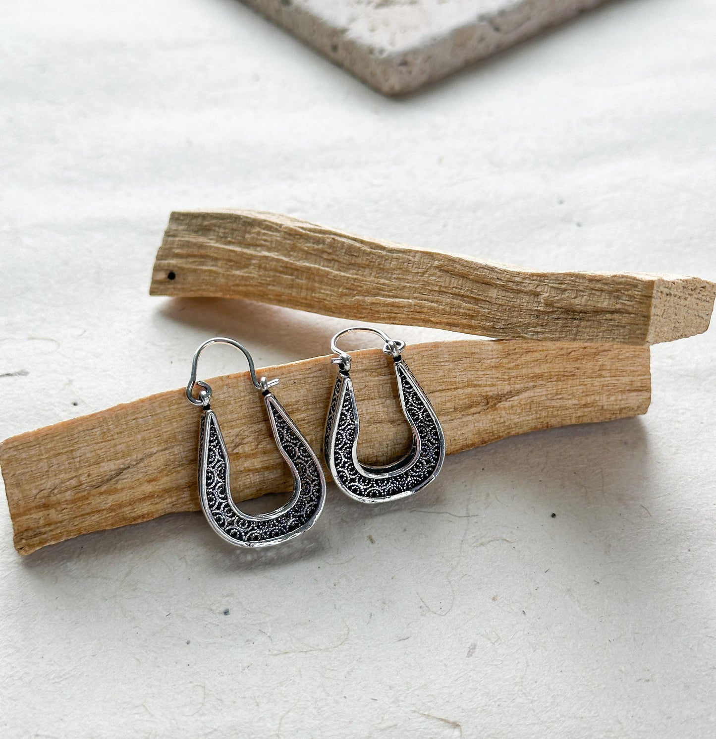 Vintage Style Drop Earrings | Rustic Glamorous Drop Earrings | Boho Vintage Earrings