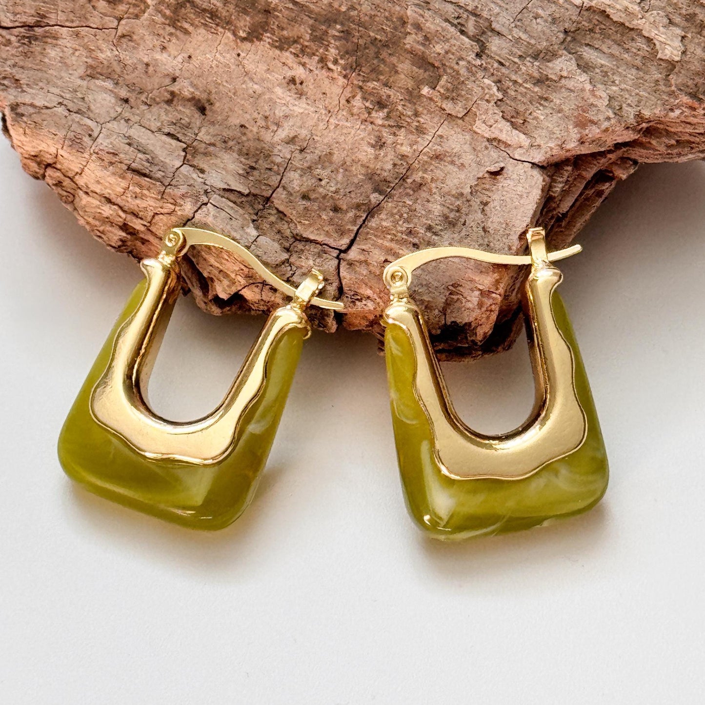 Coffee Brown Retro Hoop Earrings