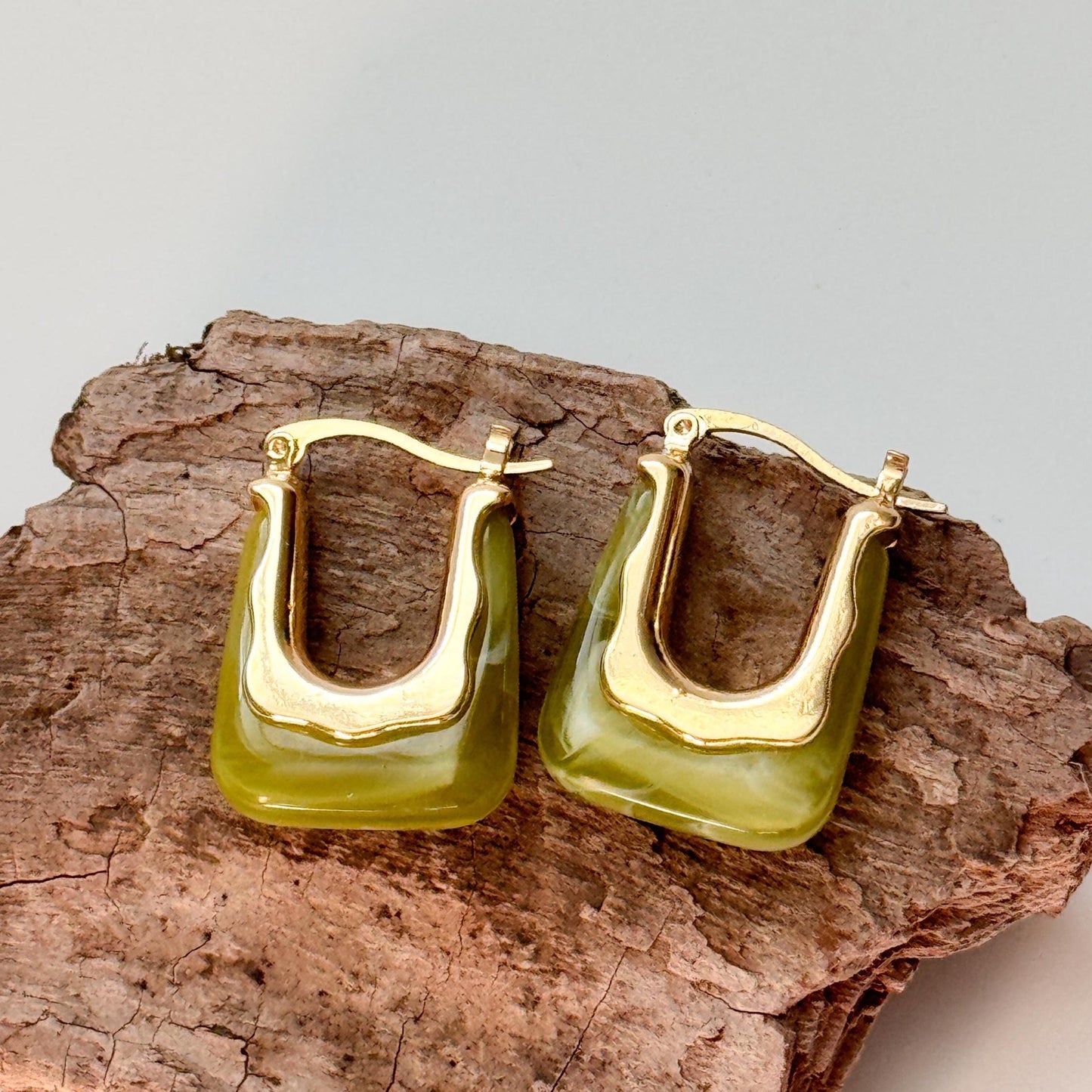 Coffee Brown Retro Hoop Earrings